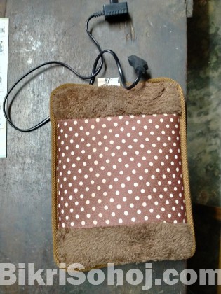 Electric hot water bag